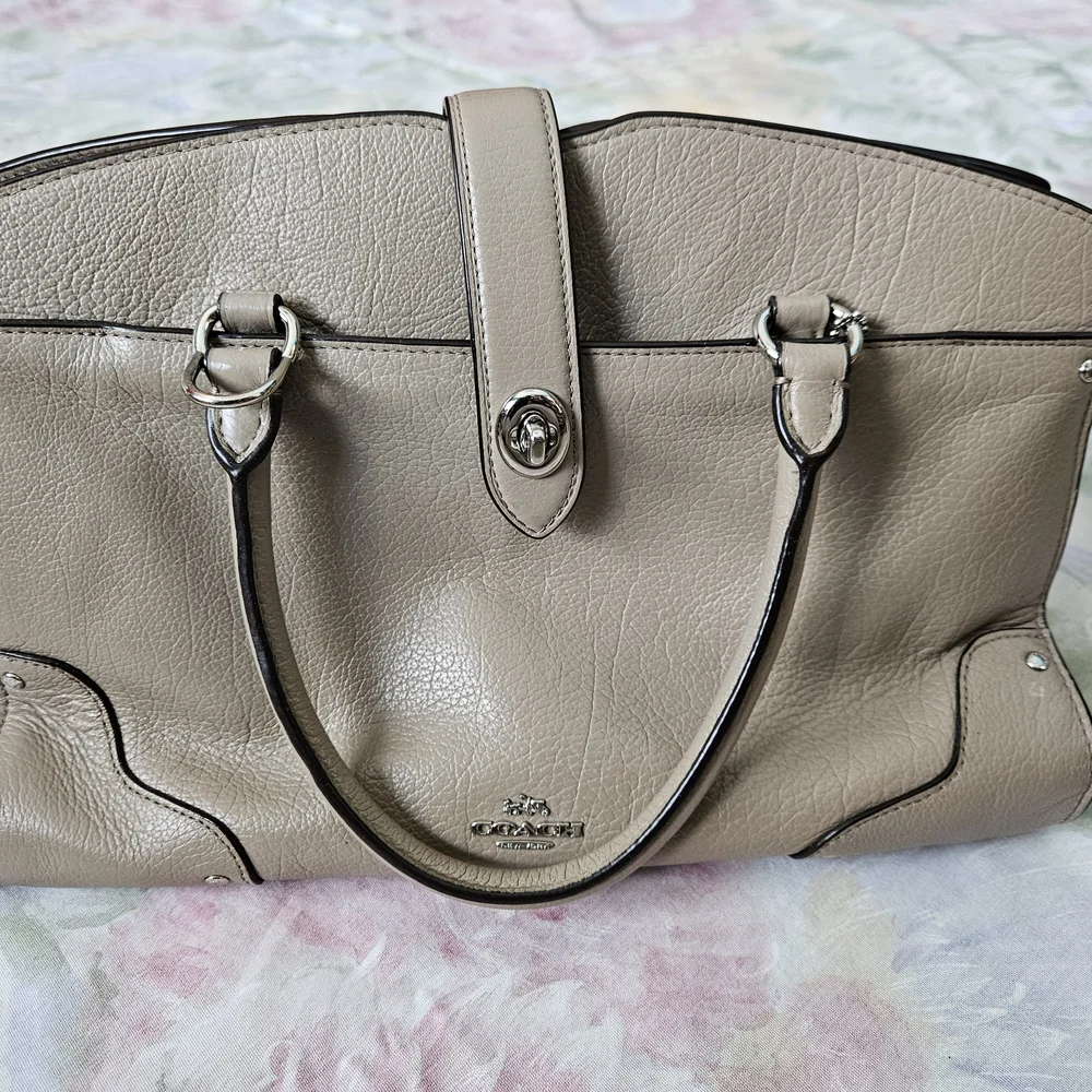 Coach Mercer 30 Taupe Soft Pebble Leather Satchel Handvag Cross Body - Picture 2 of 5
